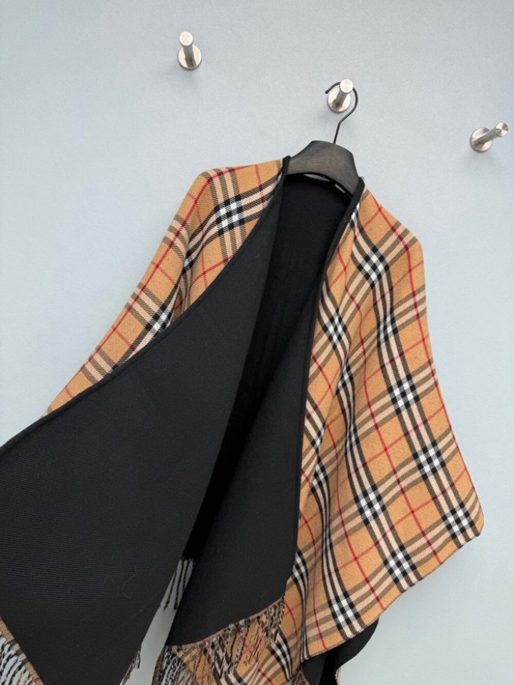 Burberry Check Fringe Reversible Poncho Cape - Picture 7 of 8
